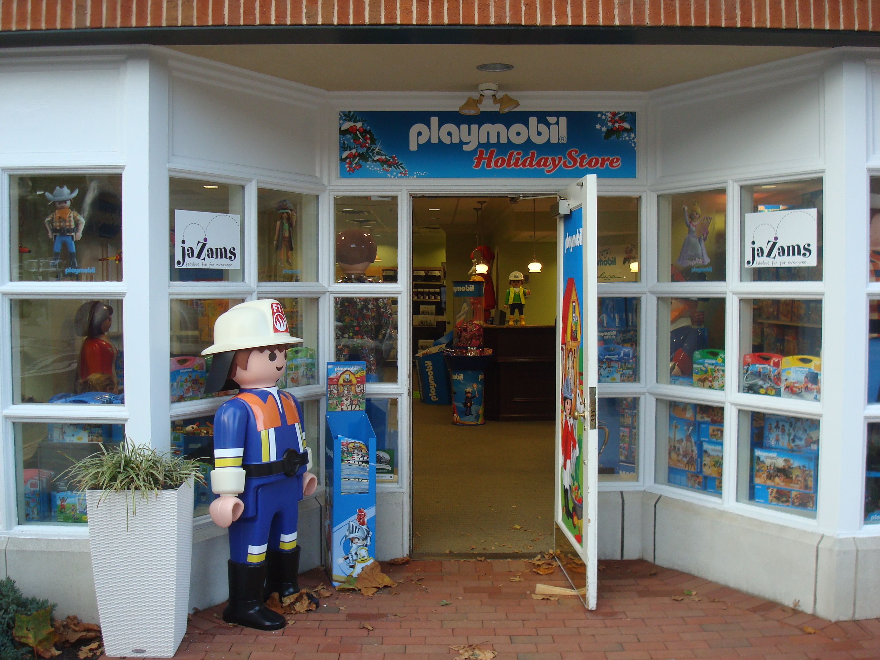 playmobil outlet store